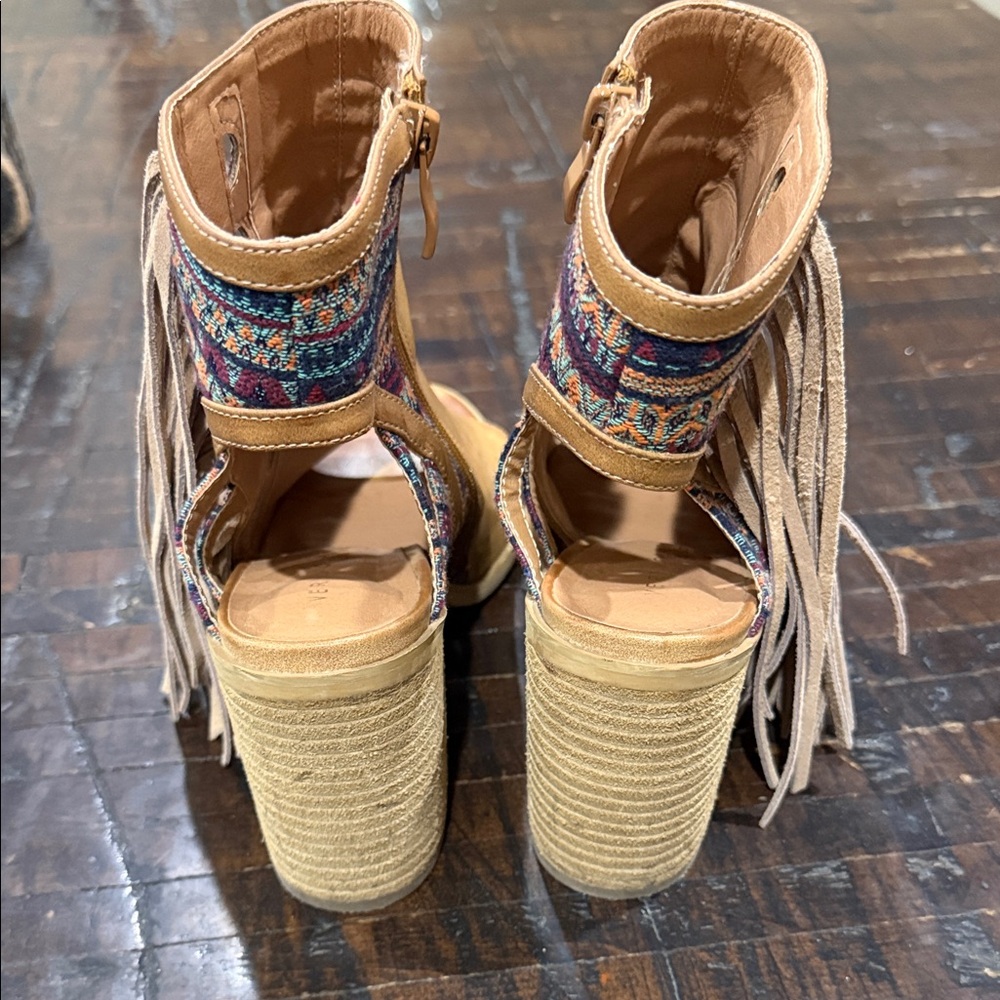 Very Volatile Tan Fringe Peep-Toe Booties - Picture 4 of 7